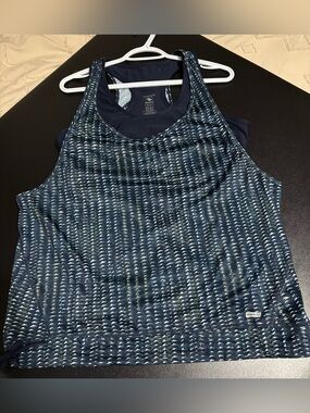 Athletic Works Dri-More Tech Sports Bra Tank XL Navy Print Built-In Bra